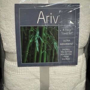4 Piece White towel set